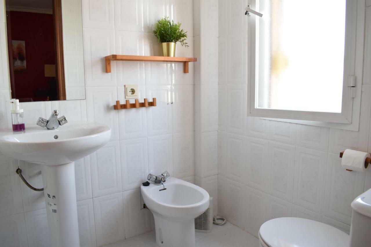 Apartamento Frente A Palacio De Congresos Seville Ngoại thất bức ảnh