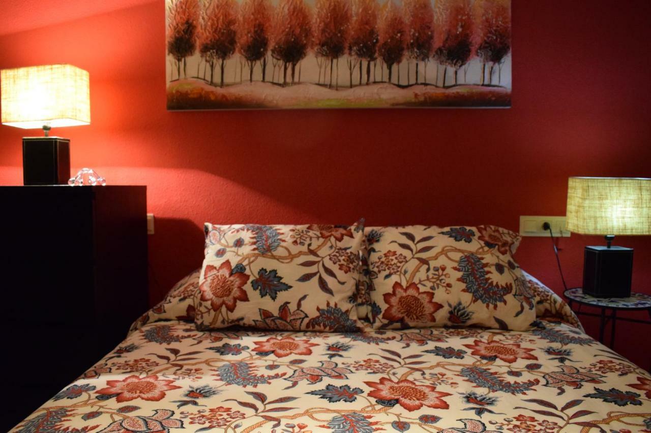 Apartamento Frente A Palacio De Congresos Seville Ngoại thất bức ảnh